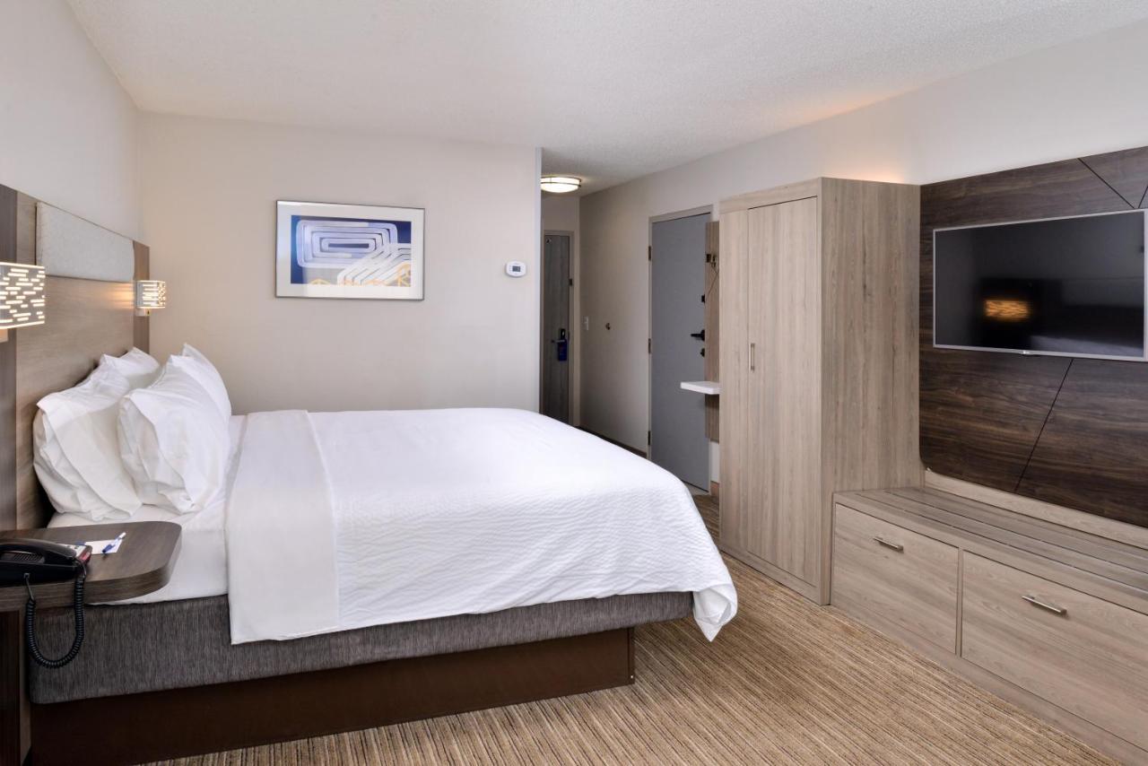 Holiday Inn Express Winston-Salem Medical Ctr Area Bagian luar foto