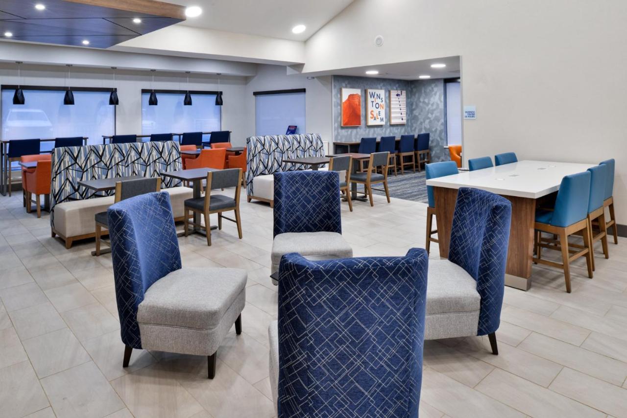 Holiday Inn Express Winston-Salem Medical Ctr Area Bagian luar foto