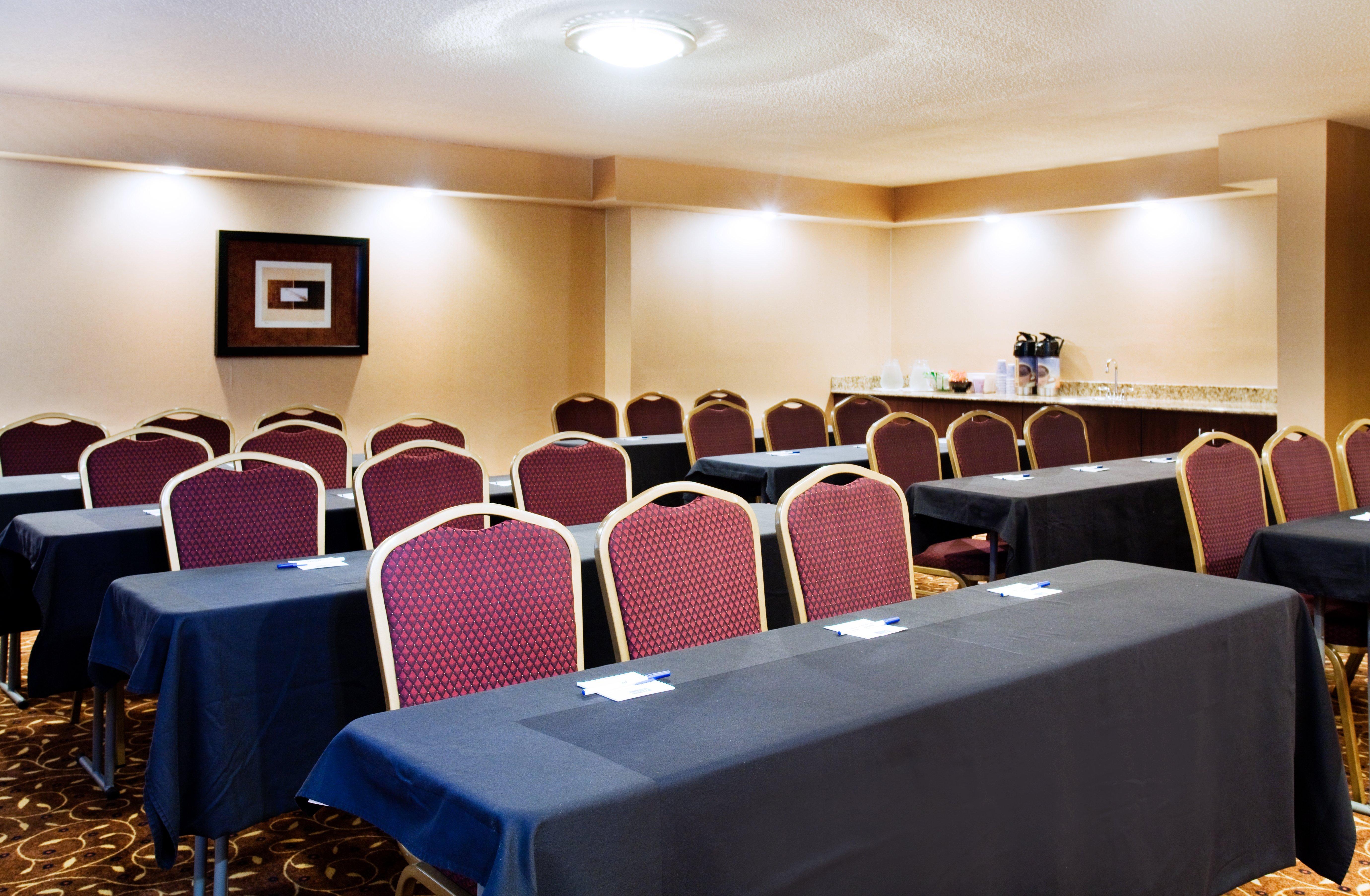Holiday Inn Express Winston-Salem Medical Ctr Area Bagian luar foto