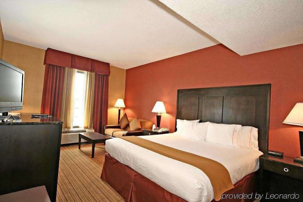 Holiday Inn Express Winston-Salem Medical Ctr Area Bagian luar foto